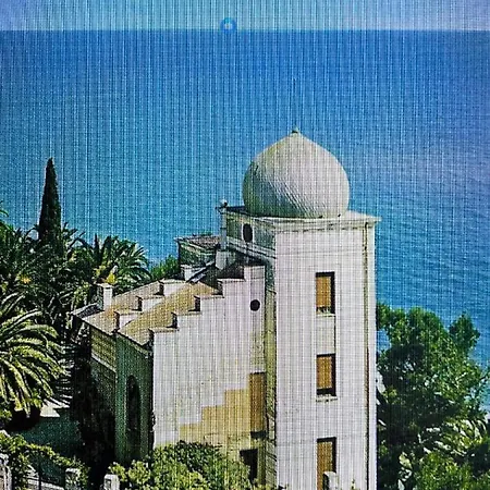 Villino Saraceno Rostain 4*