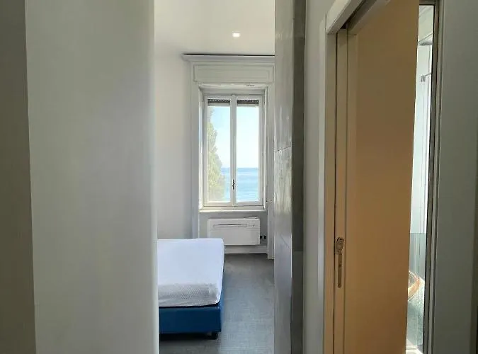 Villino Saraceno Rostain Bed & Breakfast 4*
